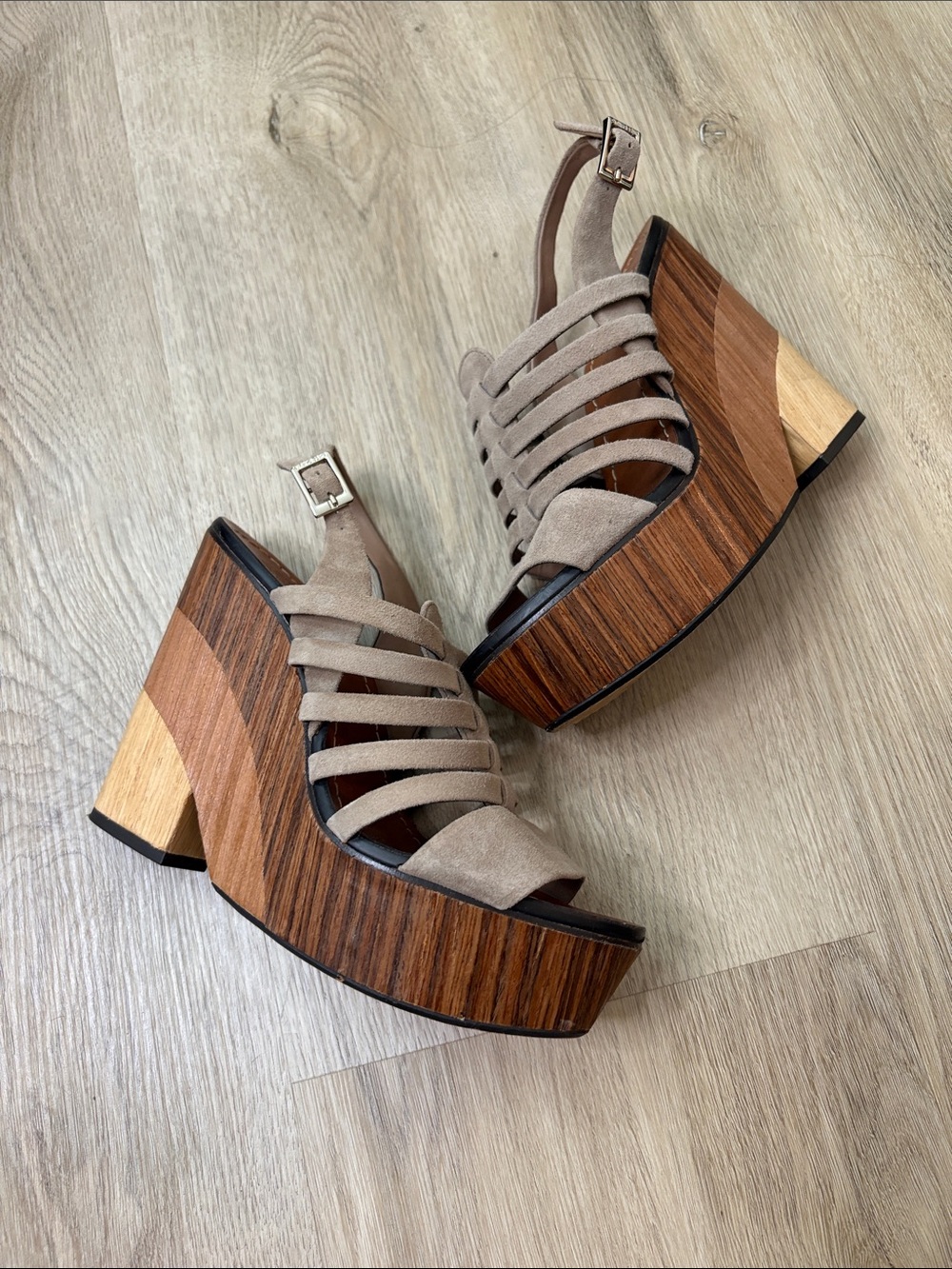 Vince Camuto Onia Suede Wooden Platform Wedge Sandals Size 7 summer leather wood - Picture 1 of 12